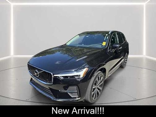 Onyx Black 2023 Volvo XC60 Ultimate Bright Theme