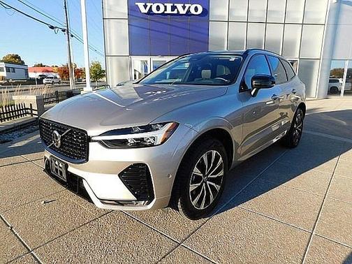 2025 Volvo XC60 Plus