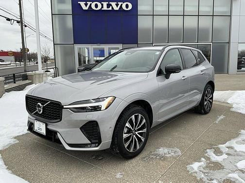 2025 Volvo XC60 Plus