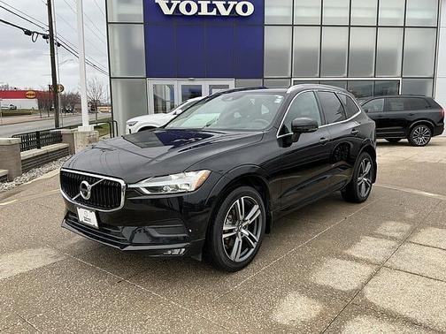 2021 Volvo XC60 Momentum