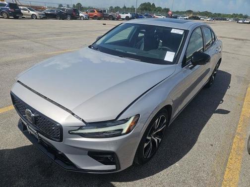 2025 Volvo S60 Core