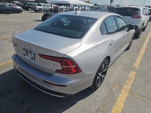 2025 Volvo S60 Core