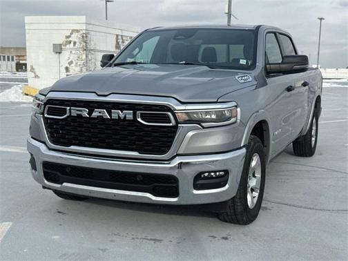 2025 RAM 1500 Big Horn Crew Cab 4x4 57' Box