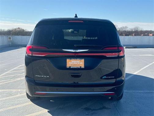 2025 Chrysler Pacifica Hybrid Select