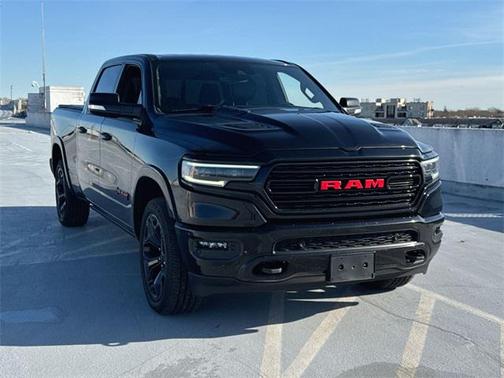 2022 RAM 1500 Limited Crew Cab 4x4 64' Box