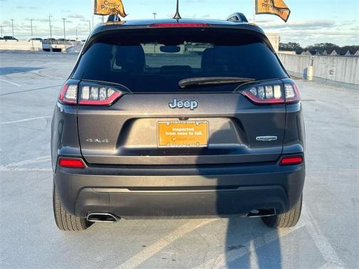 2022 Jeep Cherokee Latitude Lux 4x4