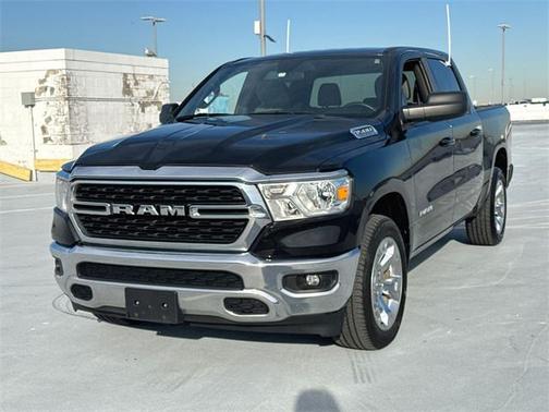 2022 RAM 1500 Big Horn Crew Cab 4x4 57' Box