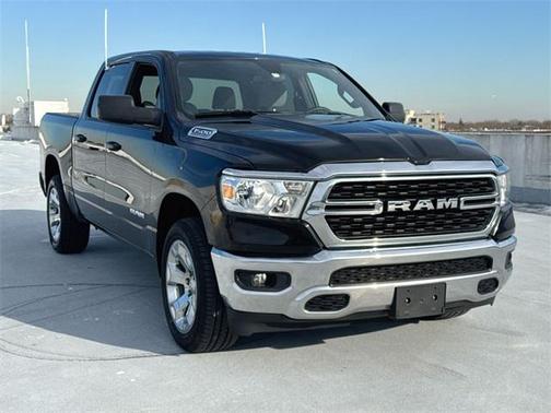 2022 RAM 1500 Big Horn Crew Cab 4x4 57' Box