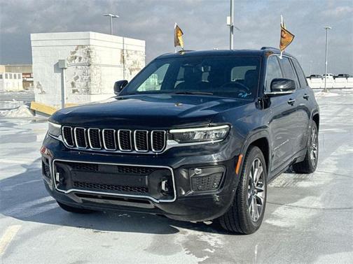 2022 Jeep Grand Cherokee Overland