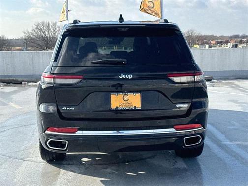 2022 Jeep Grand Cherokee Overland