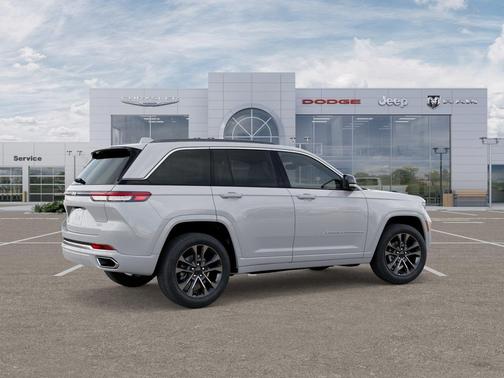 2025 Jeep Grand Cherokee Overland