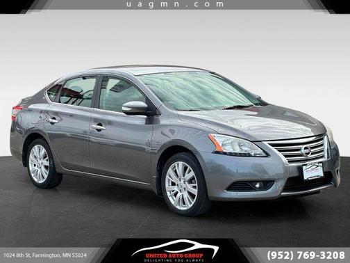 Gun Metallic 2015 Nissan Sentra SL