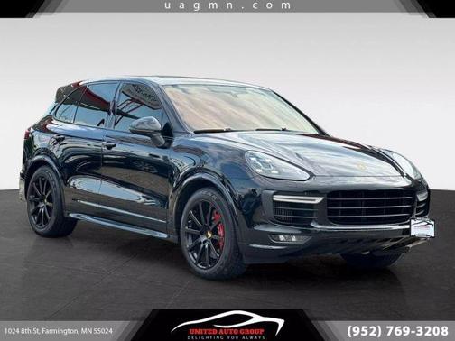 2016 Porsche Cayenne GTS