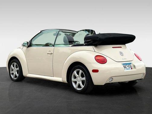 2005 Volkswagen New Beetle GLS 1.8T