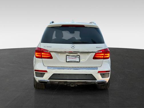 2015 Mercedes-Benz GL-Class GL 550 4MATIC