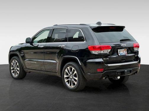 Black 2017 Jeep Grand Cherokee Overland