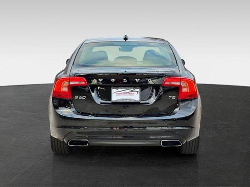 2015 Volvo S60 T5 Premier
