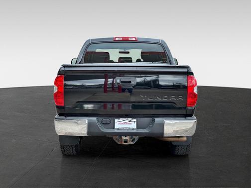 Black 2014 Toyota Tundra SR5