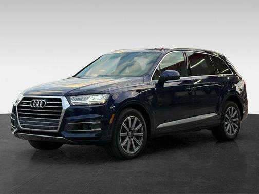 2019 Audi Q7 55 Premium Plus