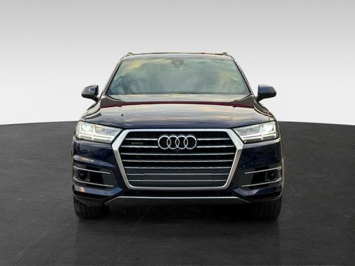 2019 Audi Q7 55 Premium Plus