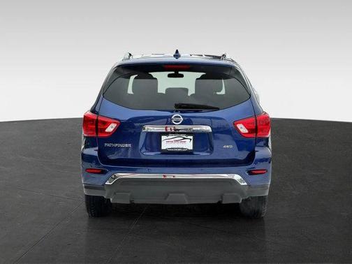 2019 Nissan Pathfinder S