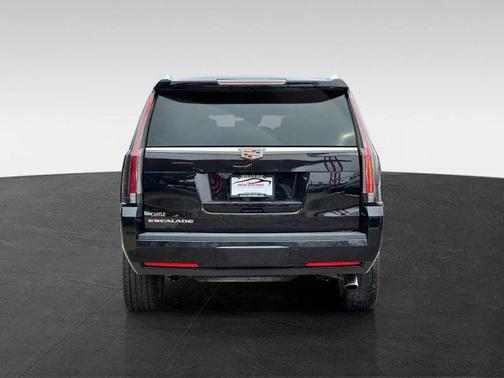 2016 Cadillac Escalade Platinum