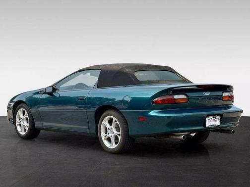 2000 Chevrolet Camaro Base