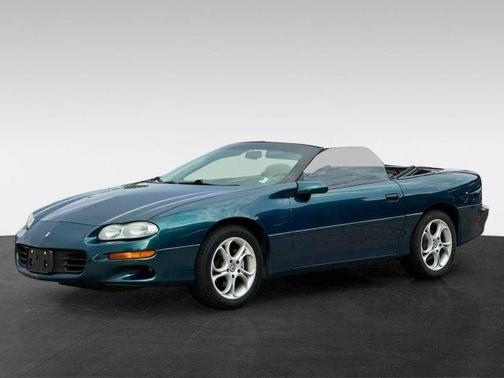 2000 Chevrolet Camaro Base
