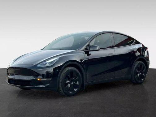 2024 Tesla Model Y Long Range