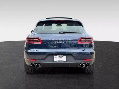 2017 Porsche Macan S