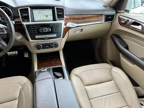 White 2015 Mercedes-Benz M-Class ML 400