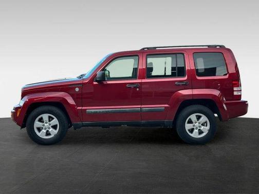 Burgundy 2012 Jeep Liberty Sport