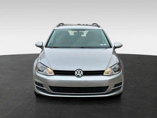 Tungsten Silver Metallic 2016 Volkswagen Golf SportWagen TSI S 4-Door