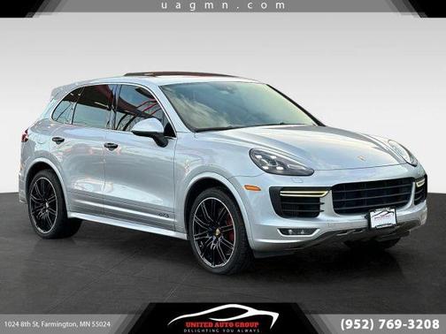 2016 Porsche Cayenne GTS