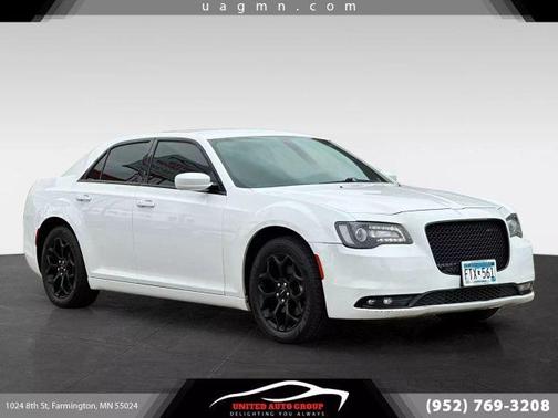 2016 Chrysler 300 S