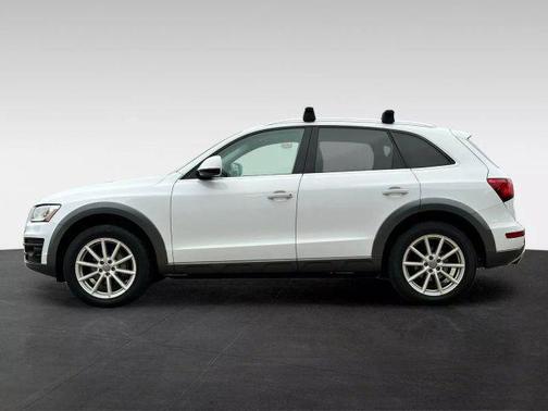 2017 Audi Q5 2.0T Premium Plus