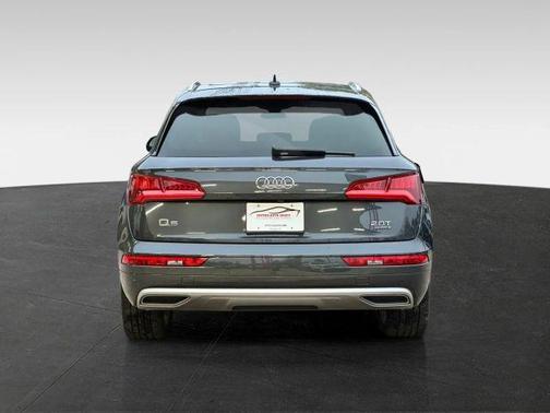 2018 Audi Q5 2.0T Prestige