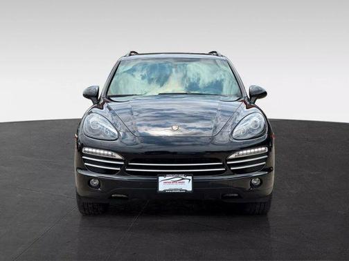 2014 Porsche Cayenne Platinum Edition