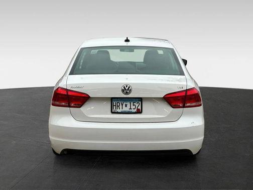 2015 Volkswagen Passat 1.8T S