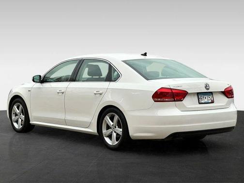 2015 Volkswagen Passat 1.8T S