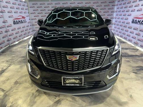 2022 Cadillac XT5 Premium Luxury
