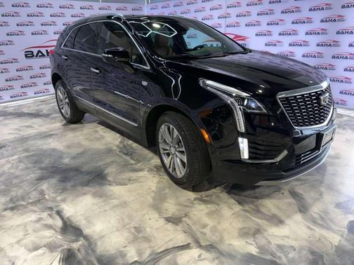 2022 Cadillac XT5 Premium Luxury