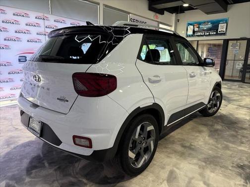 2022 Hyundai VENUE Limited