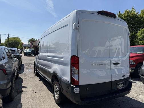 Oxford White 2019 Ford Transit-150 Base