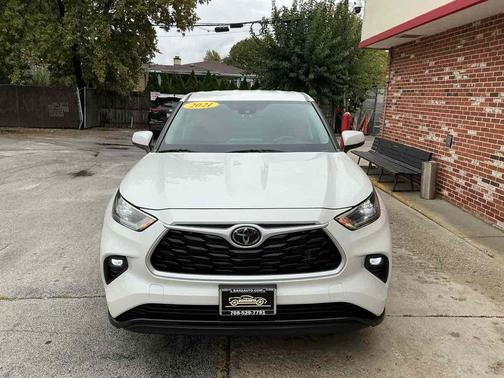 2021 Toyota Highlander LE