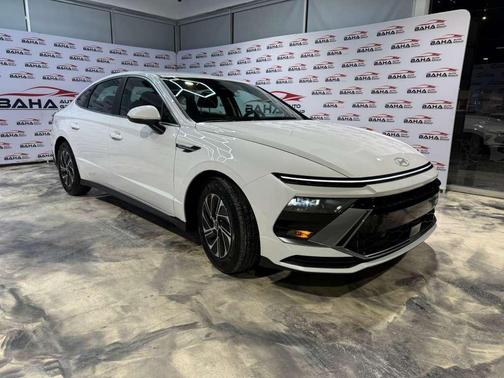 2026 Hyundai SONATA Hybrid Base