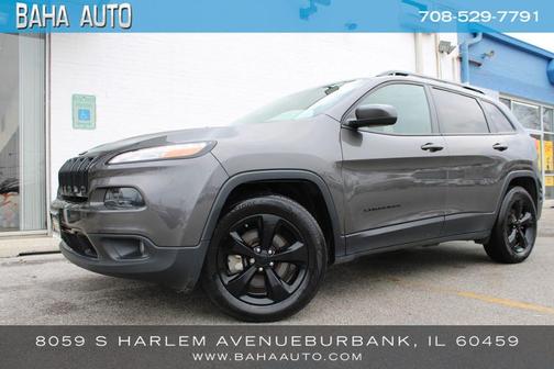 Photo 1 of 43 of 2018 Jeep Cherokee Latitude