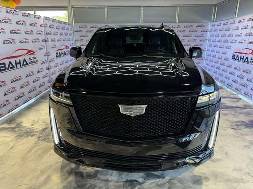 2024 Cadillac Escalade ESV Sport