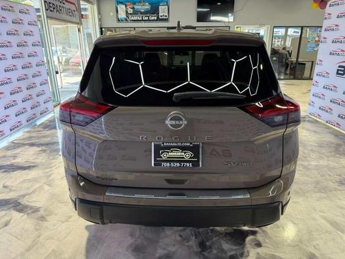 2024 Nissan Rogue SV