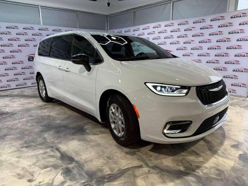 2025 Chrysler Pacifica L